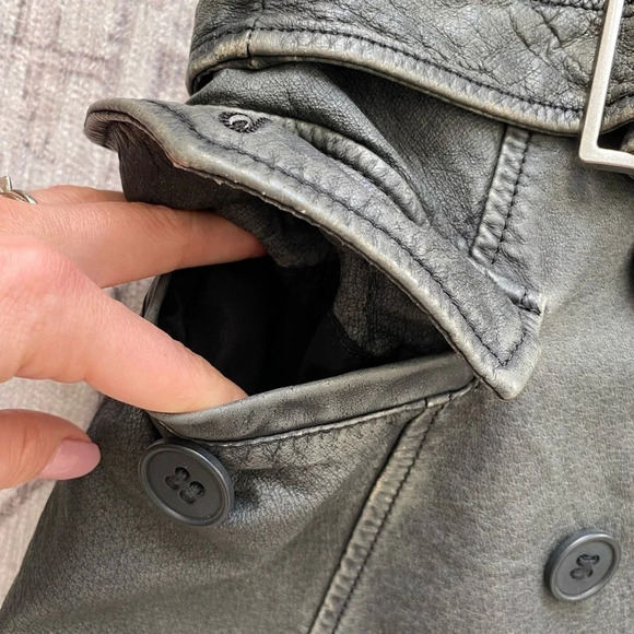 Danier Authentic  Gray Leather Jacket with belt - Picture 12 of 17